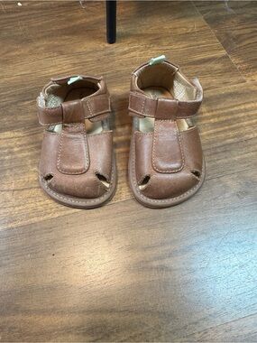 Tip Toey Joey Toddler Brown Leather Sandals size 6